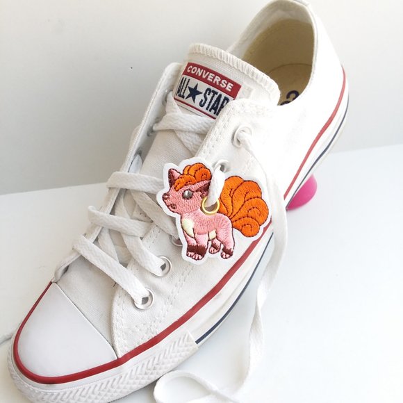 4/$20 Vulpix Pokemon shoe charm     Roller skate shoelace patch charm - Picture 6 of 6